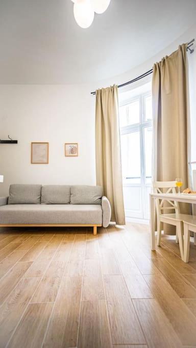 Lovely Apartment In Warschau Exterior foto