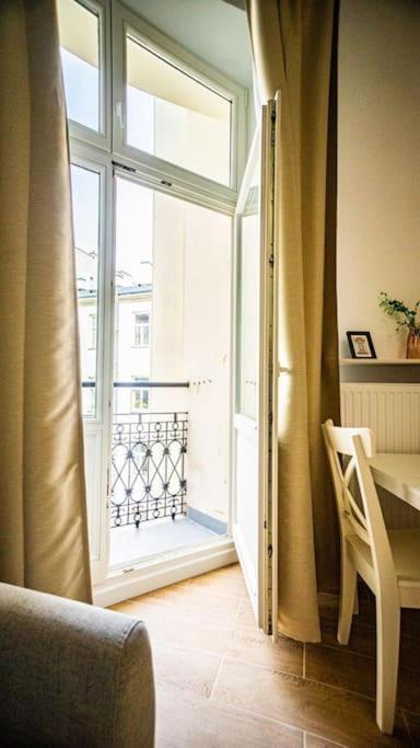 Lovely Apartment In Warschau Exterior foto